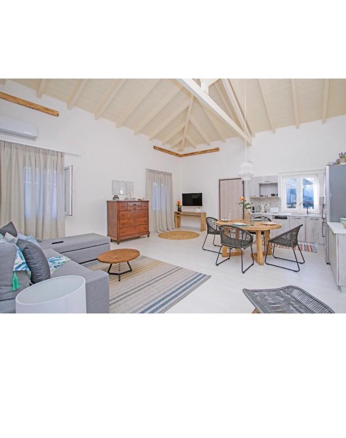 Athena Luxury Mesongí
